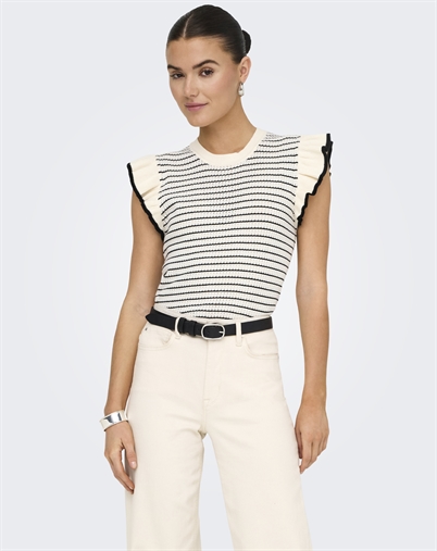 JDY - JDYCarice Frill Pullover Top - Cloud Dancer/Black